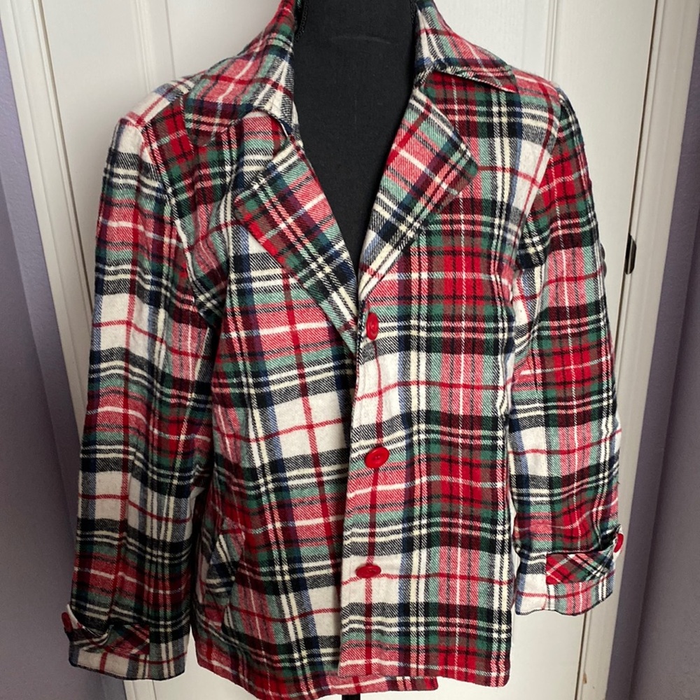 NWOT The Vermont Country Store size Large, plaid jacket.